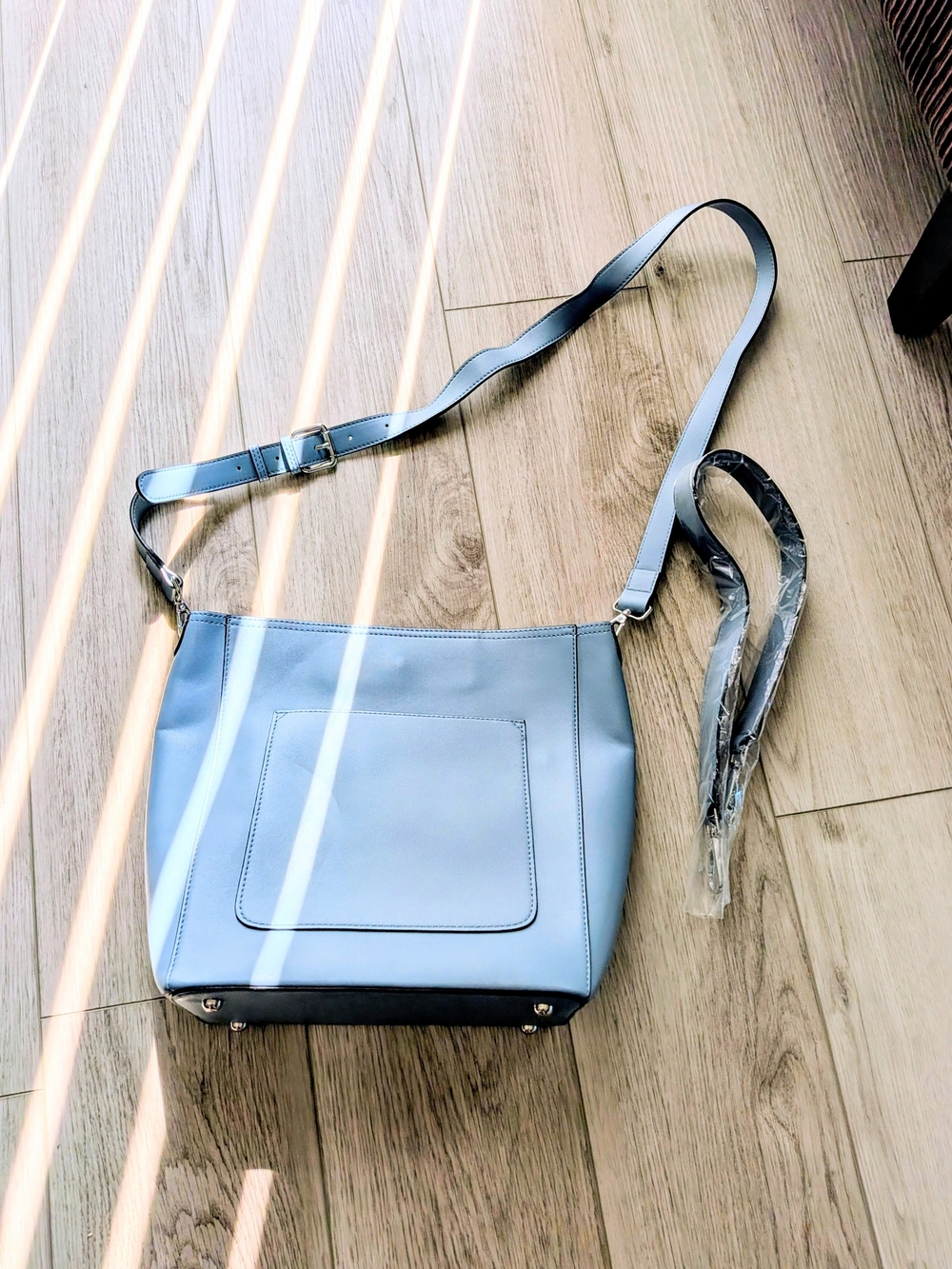 Minimalist Light Blue Crossbody Bag with Adjustable Strap